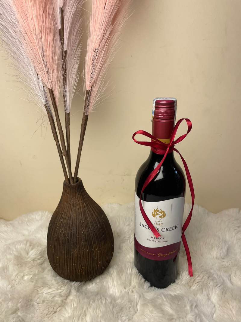 🍷 Jacob’s Creek Wine Gift