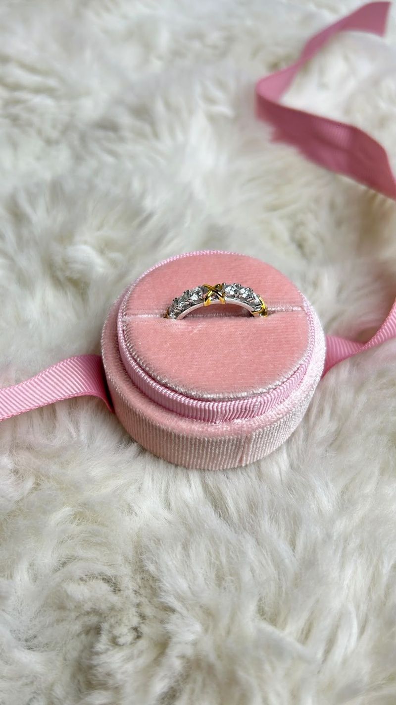 💍 Diamond Ladies’ Ring