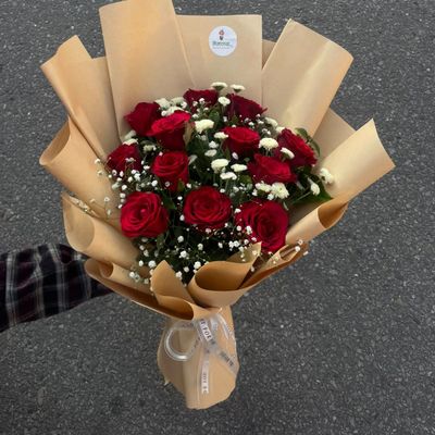 🌹 Red Rose & White Daisy Bouquet