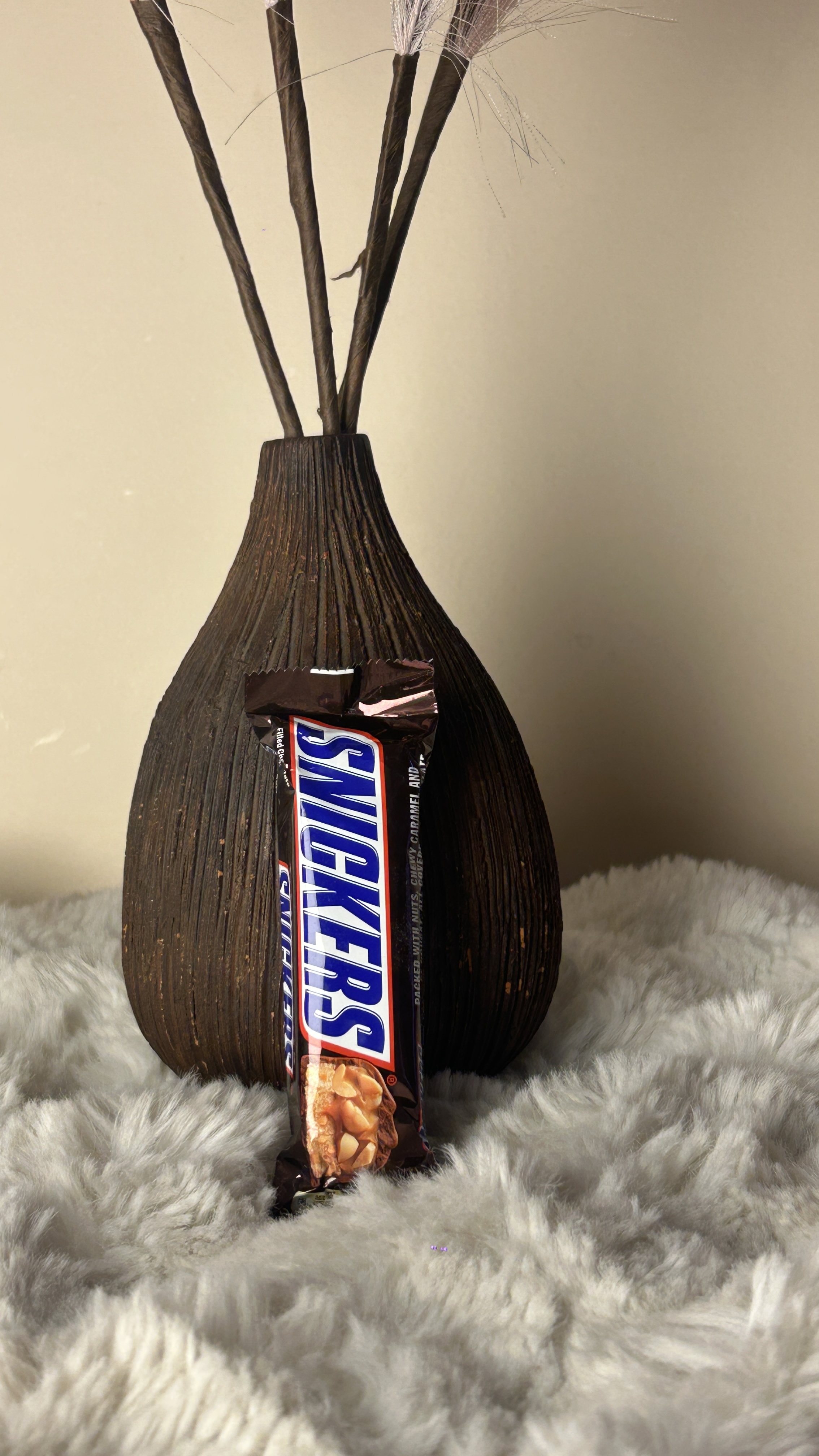 Peanut Caramel Power Bar Roasted peanuts, soft nougat, and chewy caramel covered in smooth milk chocolate for a satisfying and filling treat.