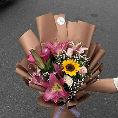 Lily & Baby Pink Rose Bouquet