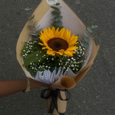 Simple Sunflower Surprise 