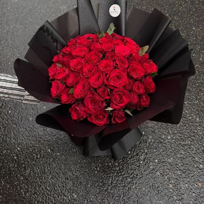Premium Scarlet Rose Bouquet