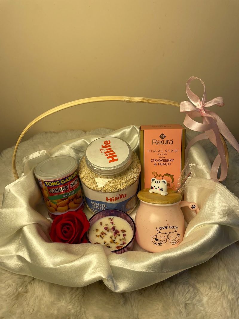 Tea & Wellness Gift Box