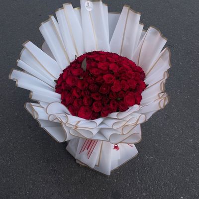  A Century of Roses