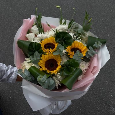 Mixed Elegance Bouquet
