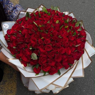 300 Grand Red Rose Bouquet 