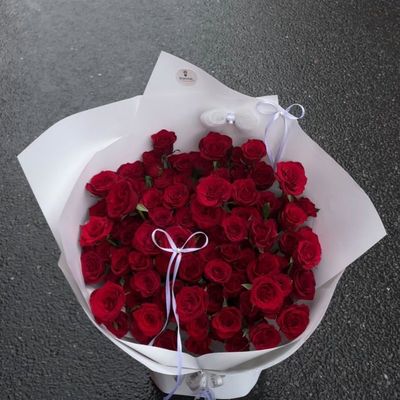 100 Red Roses Luxury Bouquet