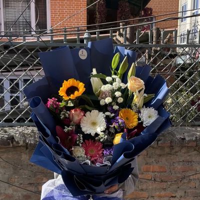 🌸 EverBloom Mix(Mix flowers bouquet )