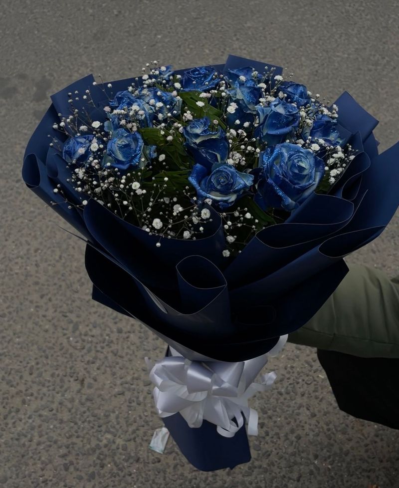 "Royal Sapphire Blue Rose Bouquet"