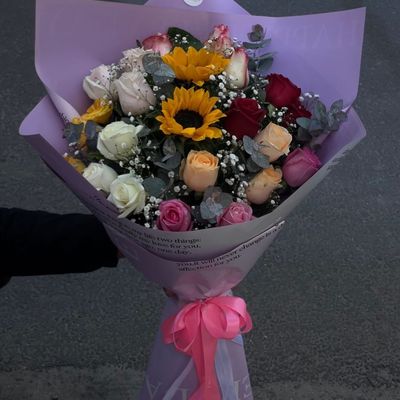 “Harmony Bloom Bouquet”(Mix flowers bouquet )