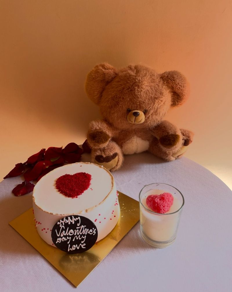 Valentine's Sweet Cuddle Combo ❤️🧸🎂
