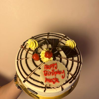 Classic Hoop Celebration Spider  Cake- 1 pound 