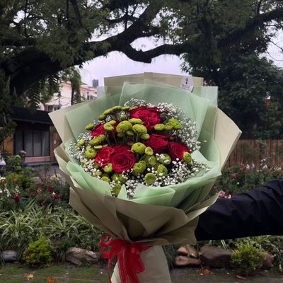 Emerald Romance Bouquet ❤️💚