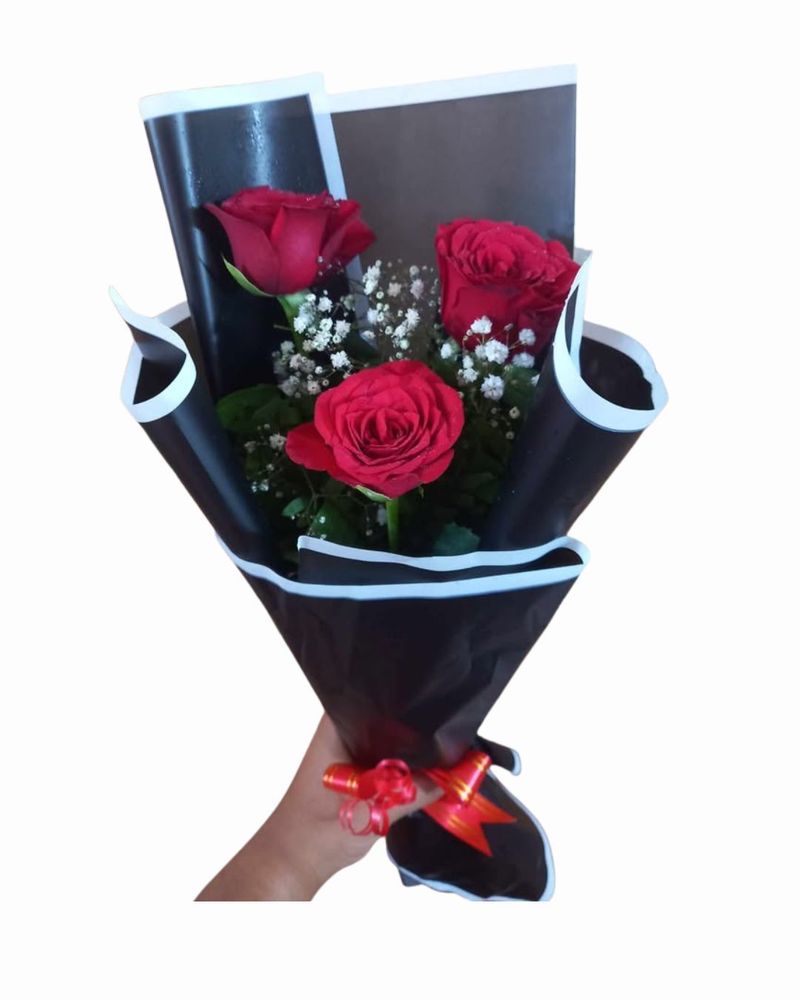 🌹 Whispers of Love