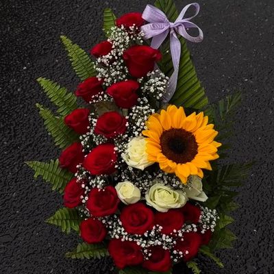 Sun-Kissed Romance Basket 🌻🌹