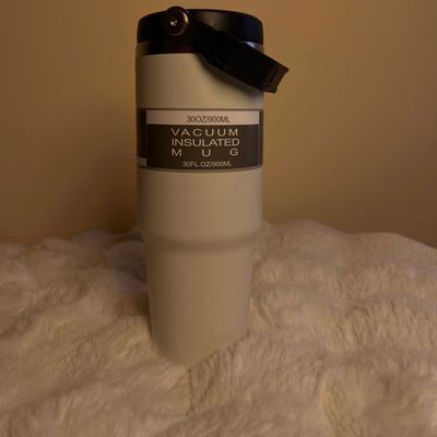 ✨ Arctic Luxe Tumbler