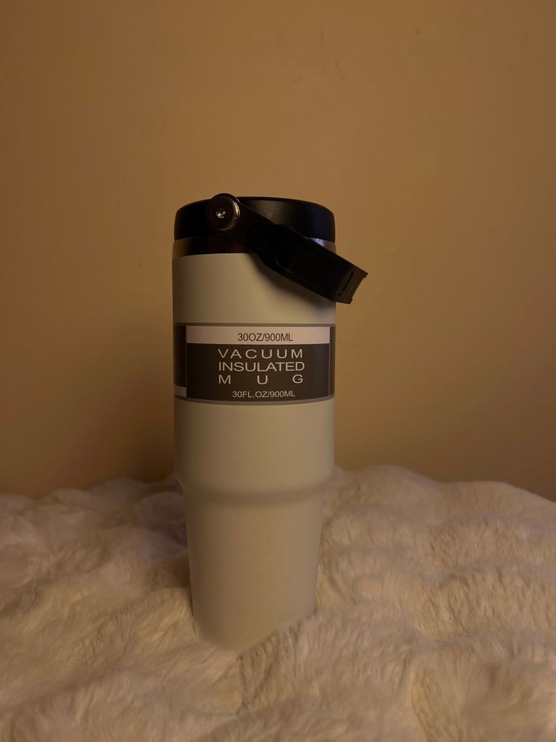 ✨ Arctic Luxe Tumbler