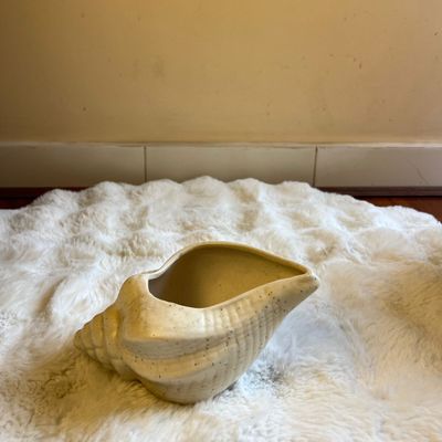 Matte Ceramic Seashell Planter