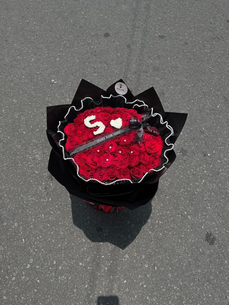 Scarlet S Love Bouquet
