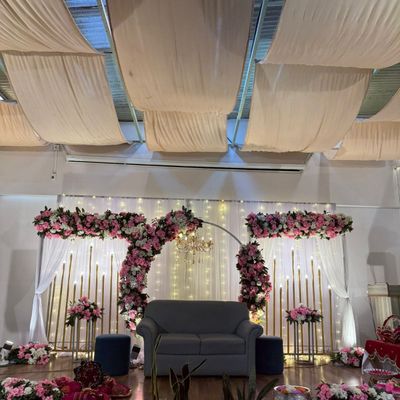 Timeless Romance Backdrop 💕