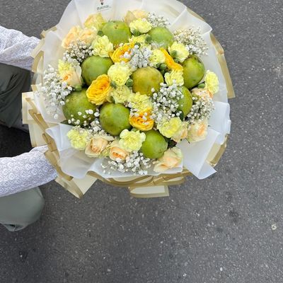 Tropical Mango Blossom Delight