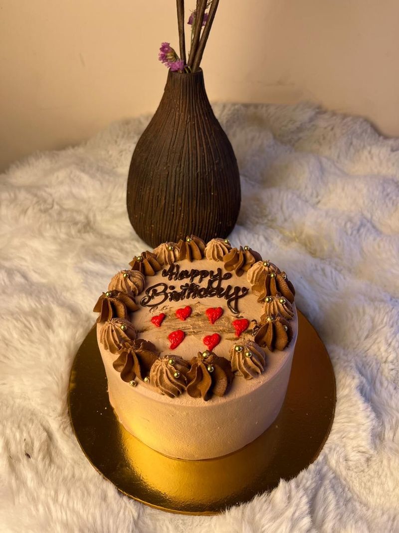 Decadent Chocolate Mini Cake – Sweet Celebrations