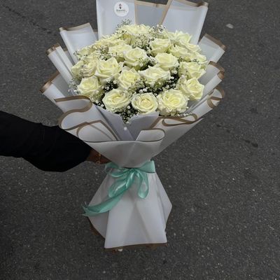 30 Premium White Rose Bouquet – Pure Elegance Luxury