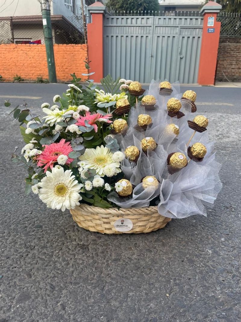 Sunlit Sweetness – Premium Gerbera & Ferrero Rocher Crafted Basket
