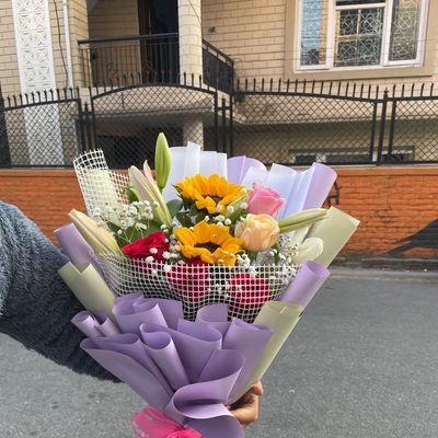 The Golden Radiance Rose, Lily & Sunflower Bouquet