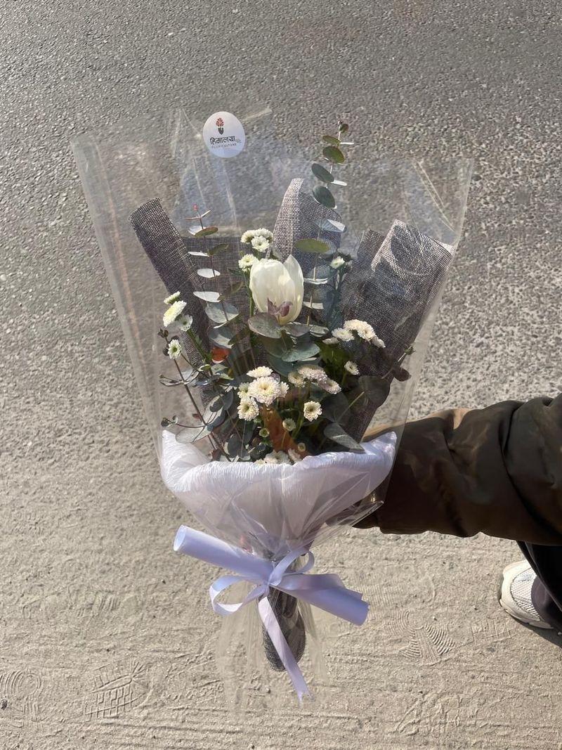 The Solo Crisp White Tulip Bouquet