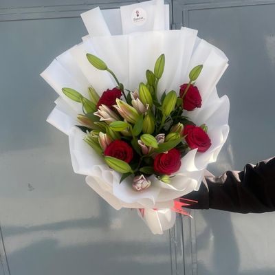 The Crimson & Blush Harmony Lily-Rose Bouquet