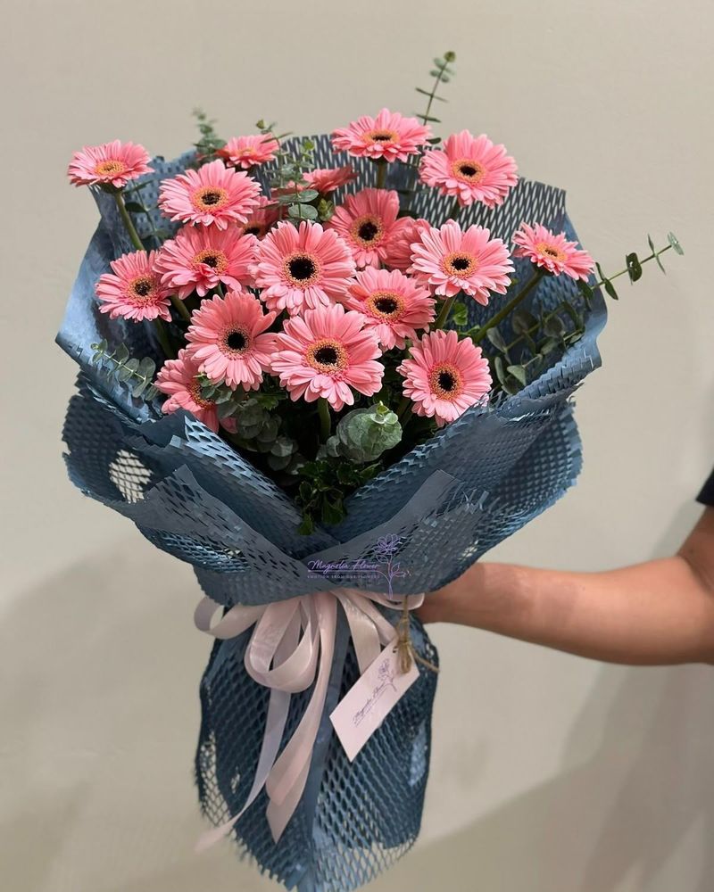 The Pink Horizon Gerbera Daisy Bouquet