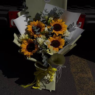 Golden Fields Sunflower Bouquet
