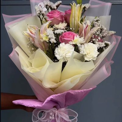 Soft Blush Lily, Rose & Carnation Bouquet (11 Stems)
