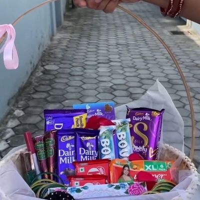 Shrawan Bamboo Basket Festive Combo