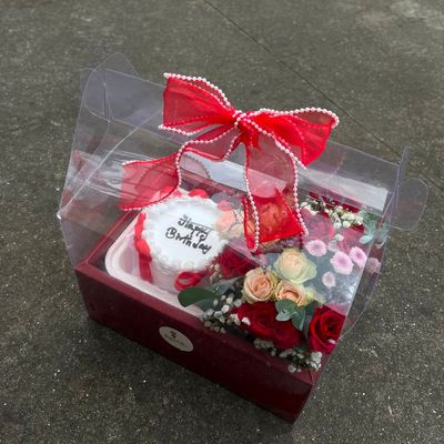 Cake & Bloom Delight