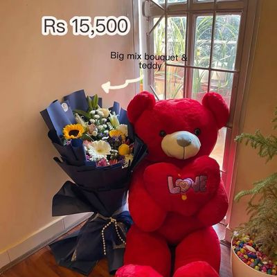 Big Love Floral Package
