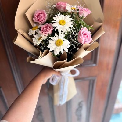 Soft Bloom Bouquet