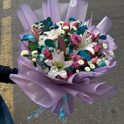 Charming Bloom Bouquet