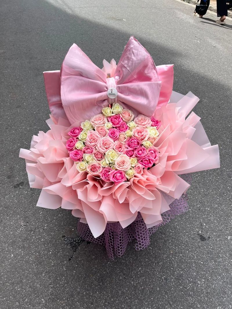 50 Stem Pastel Rose Luxury Bouquet