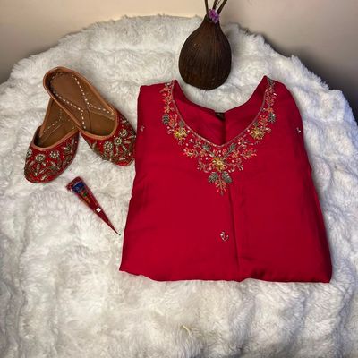 Festive Red Kurtha Gift Combo