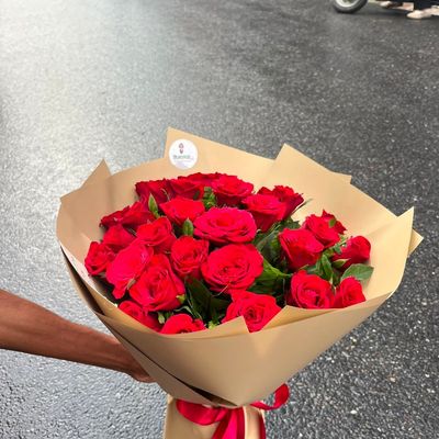 25-Stem Red Rose Arrangement