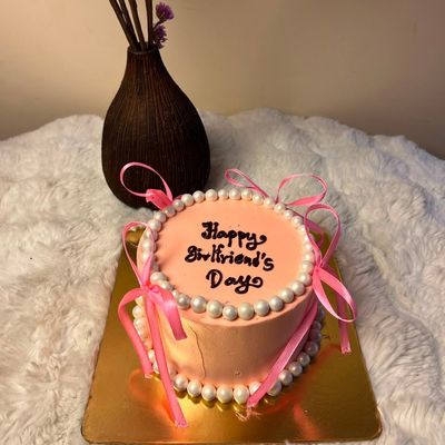 Girlfriend's Day Strawberry Cake