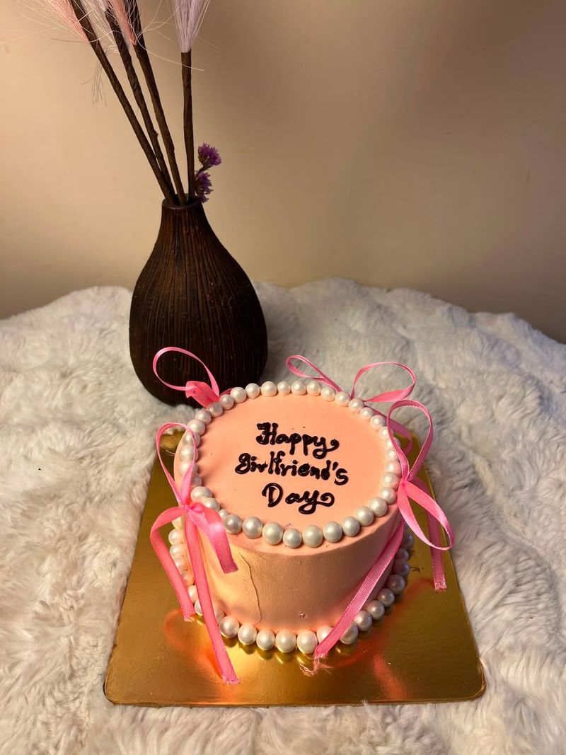 Girlfriend's Day Strawberry Cake