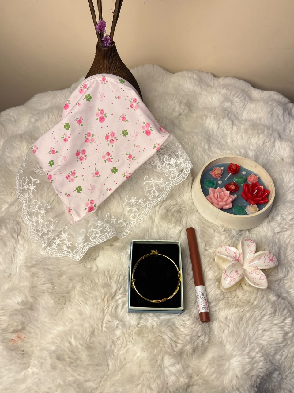 The colors, designs, shades, and styles of accessories and beauty products may vary based on availability while maintaining the same quality and overall aesthetic.