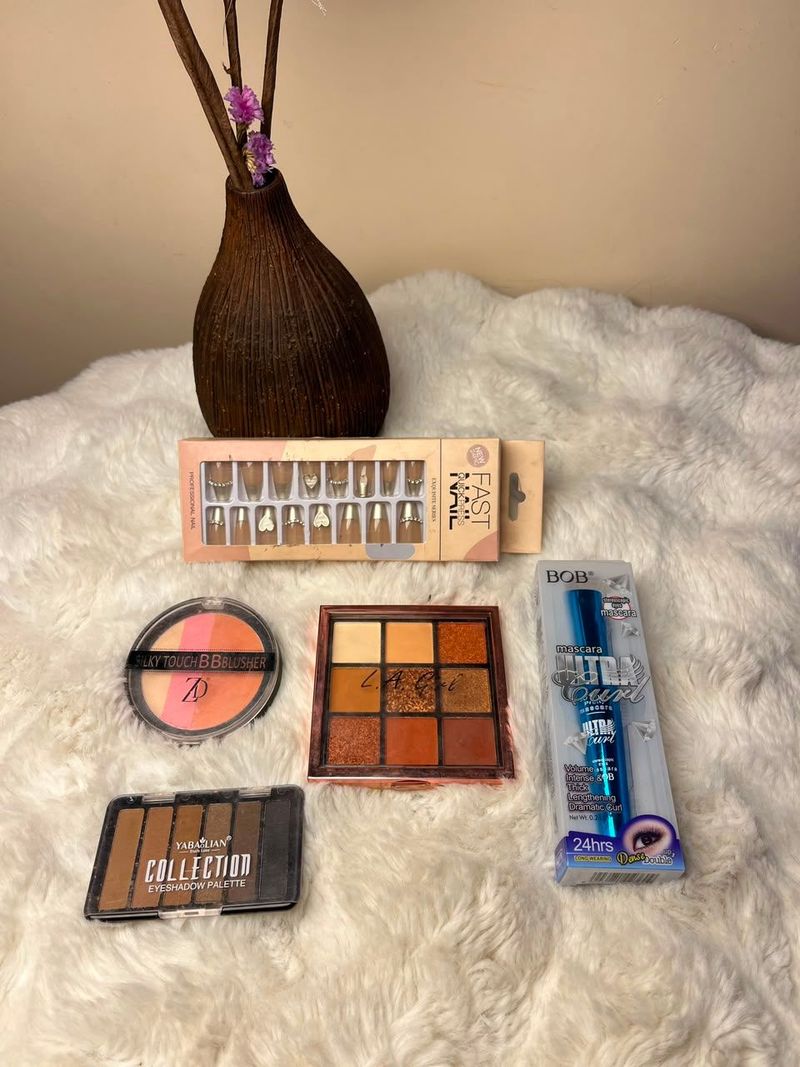 Girlfriend's Day Glamour Collection