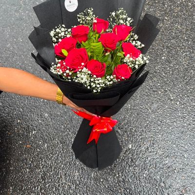 Classic 10 Red Roses
