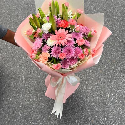 Fresh Garden Bloom Bouquet