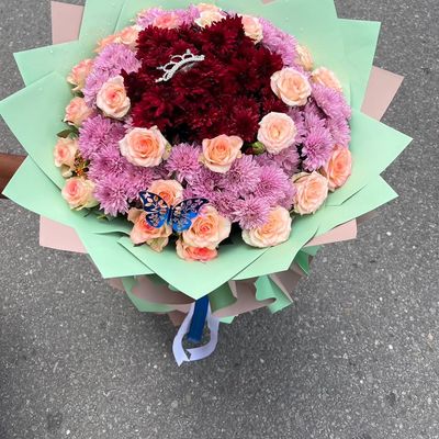 25 Hybrid Pink Roses & Daisy Bouquet